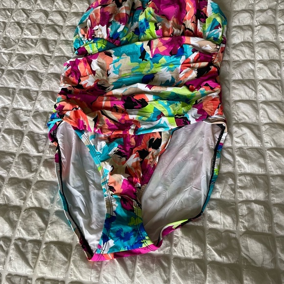 La Blanca Pink and Blue Floral Ruched One Piece Swimsuit with Ruching - Picture 3 of 7